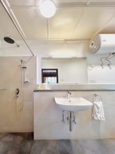 Khang Heritage Bathroom Sink and Shower